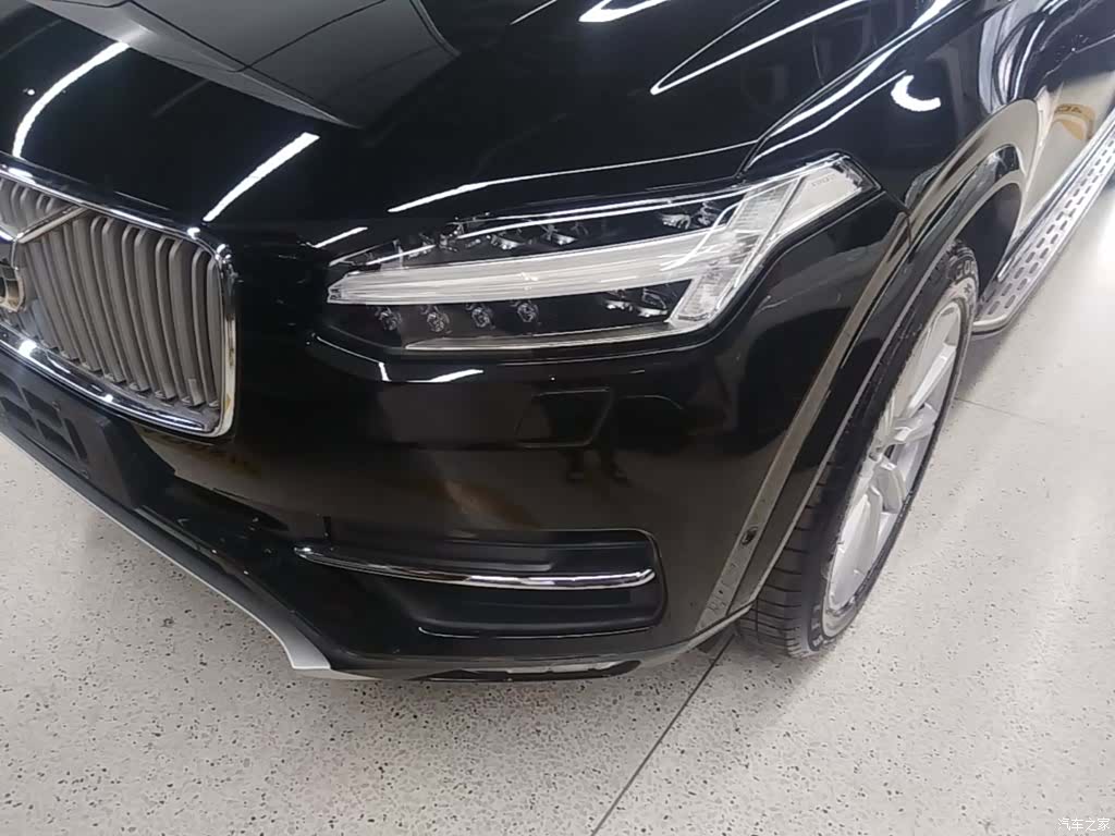 Volvo XC90, 2018 24