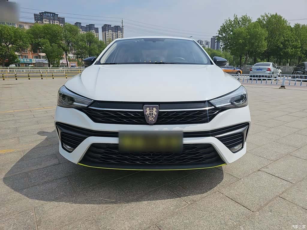 Roewe i5, 2021 3