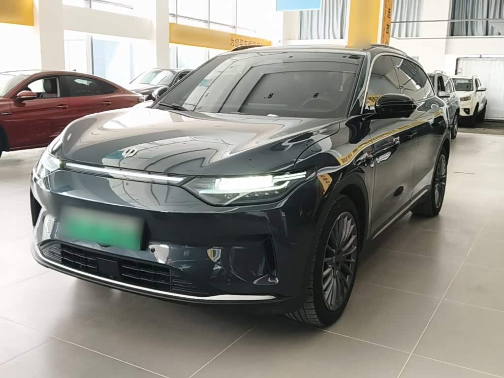 Leapmotor C11