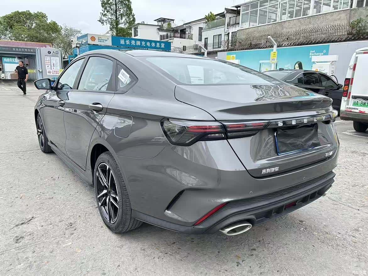 Geely Binray, 2026 все фото