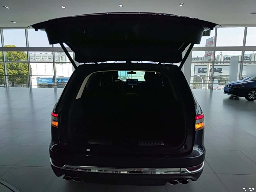 Lincoln Aviator, 2021 19