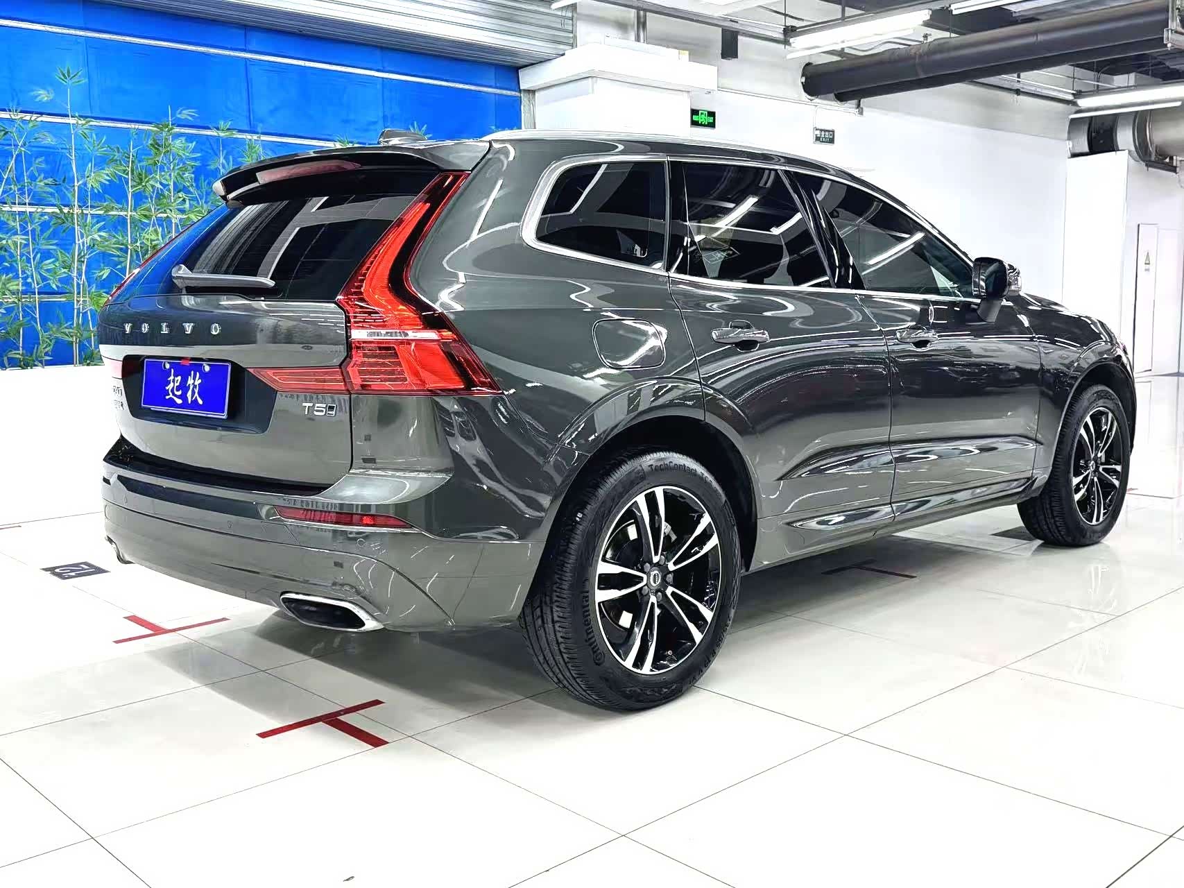 Volvo XC60, 2018 все фото