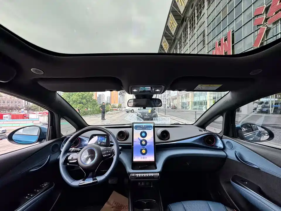 BYD dolphin