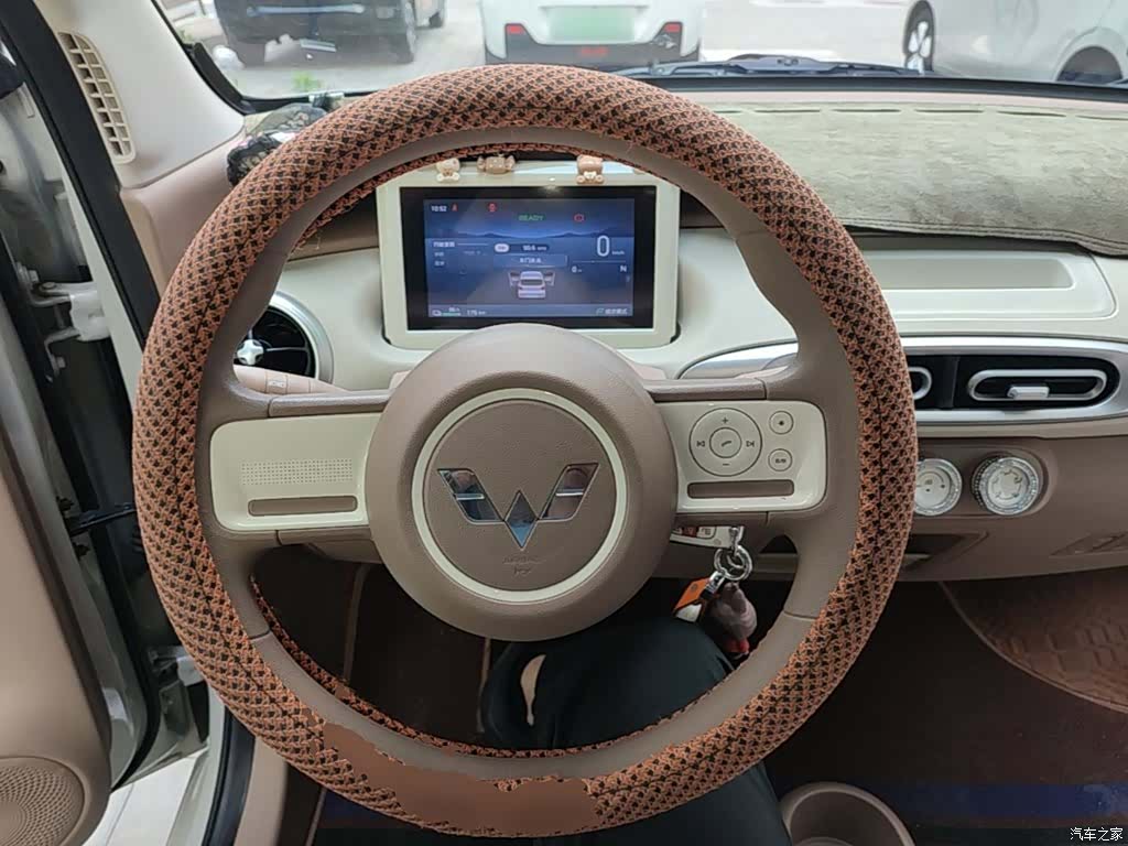 Wuling MINIEV, 2025 11