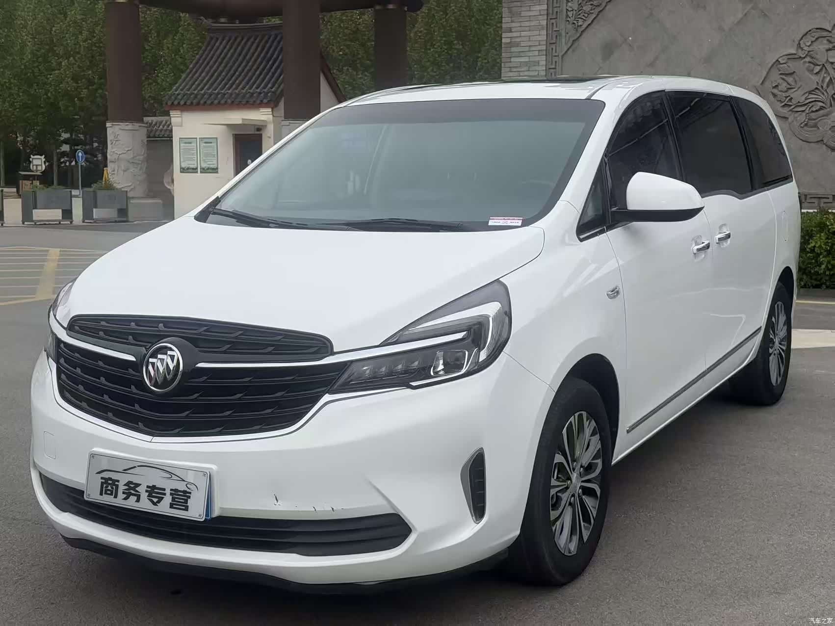 Buick GL8, 2022 1