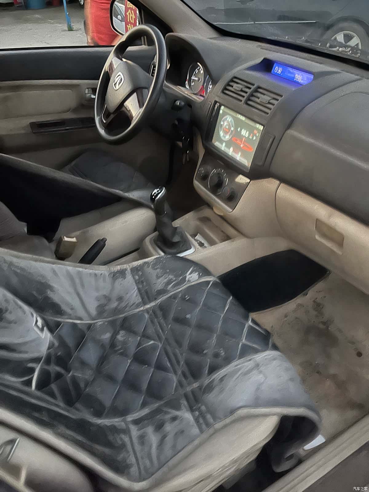 BAIC M30, 2016 7