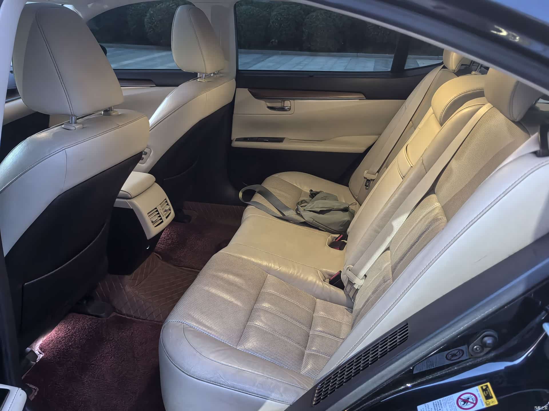 Lexus ES, 2015 15