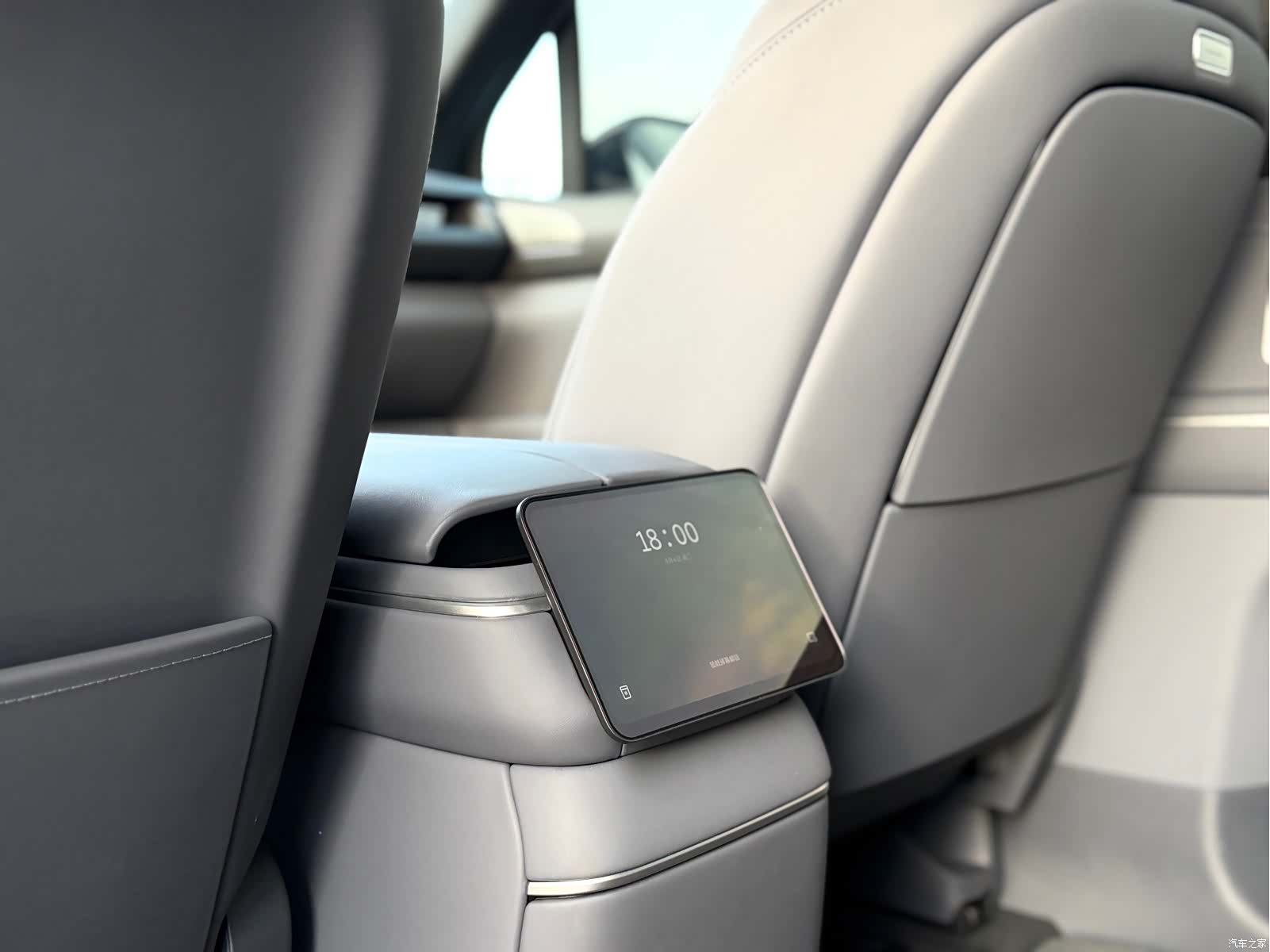 NIO ES8, 2026 8
