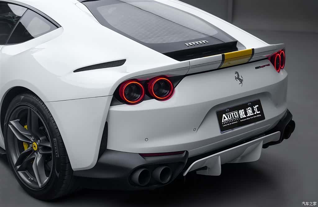 Ferrari 812, 2020 10