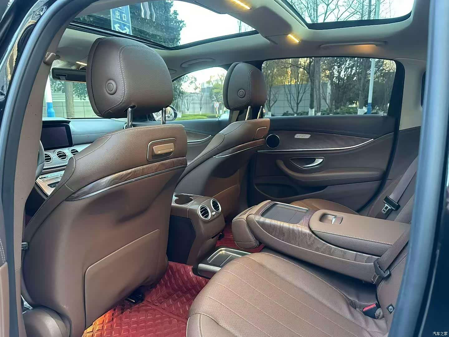 Mercedes-Benz E-Class, 2020 6