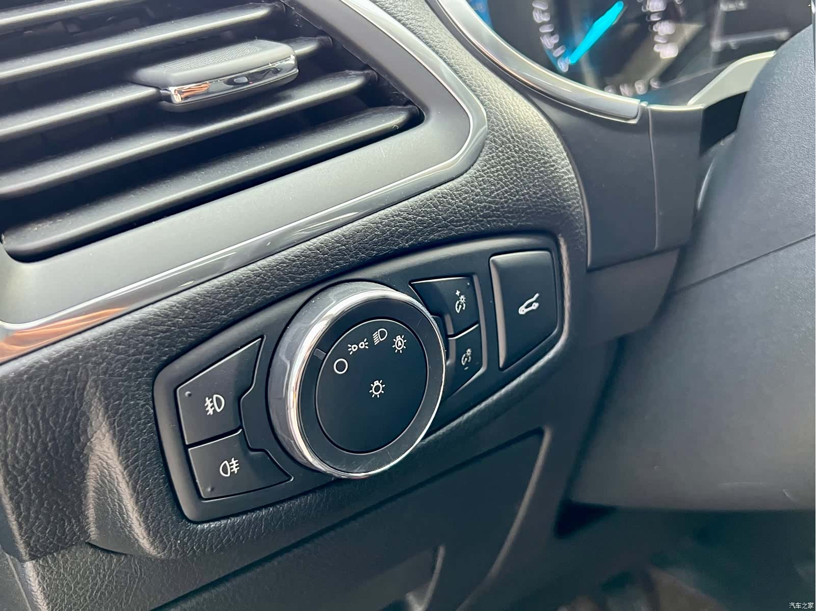 Ford Edge, 2020 13