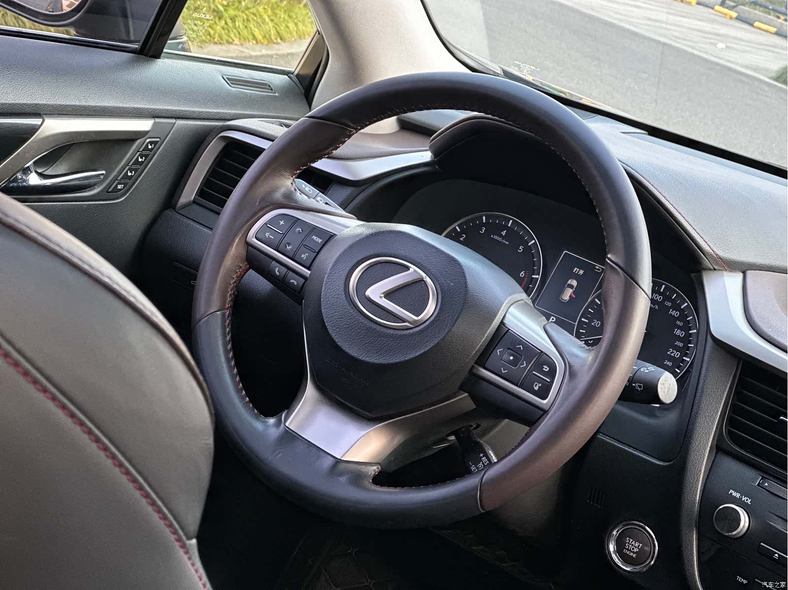 Lexus RX, 2018 14