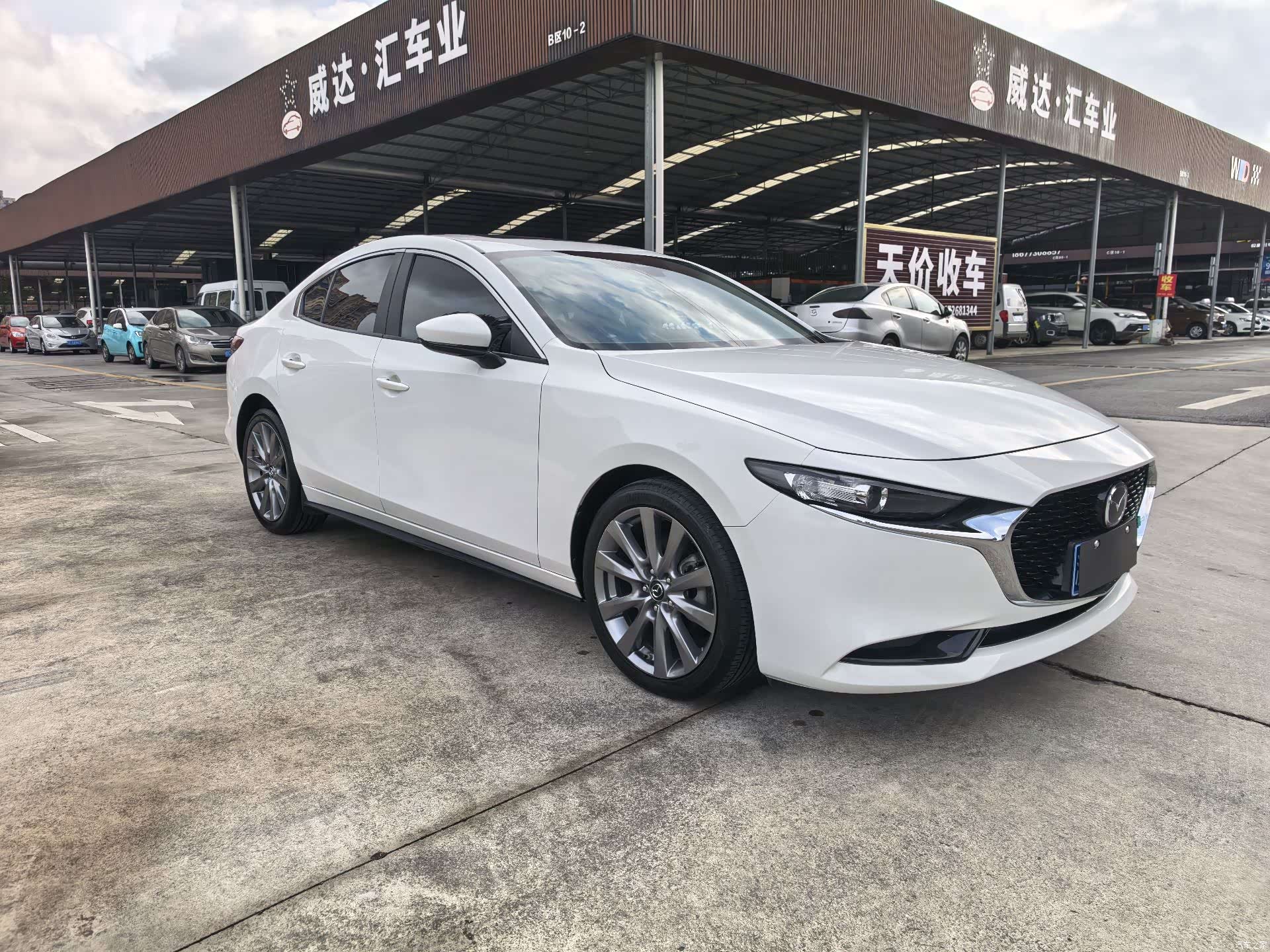 Mazda Mazda3, 2023 3