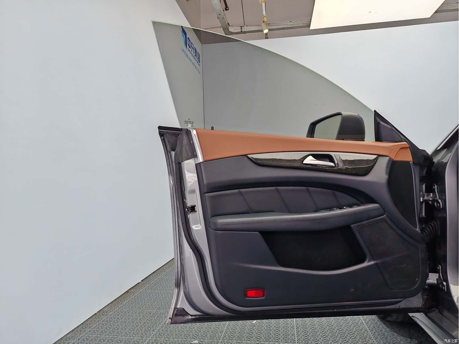Mercedes-Benz CLS, 2015 13