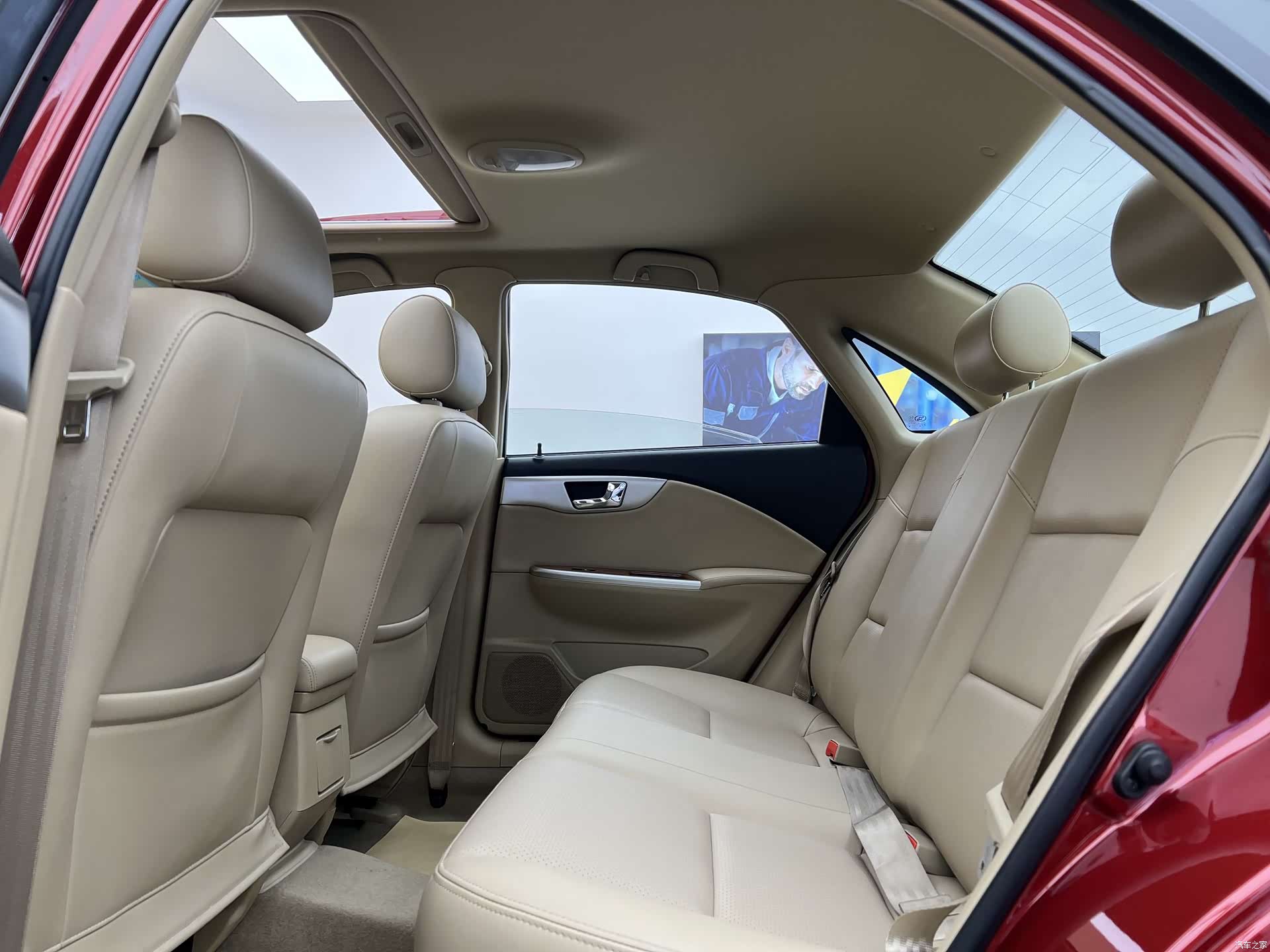 Buick 1.6LX-AT, 2010 20