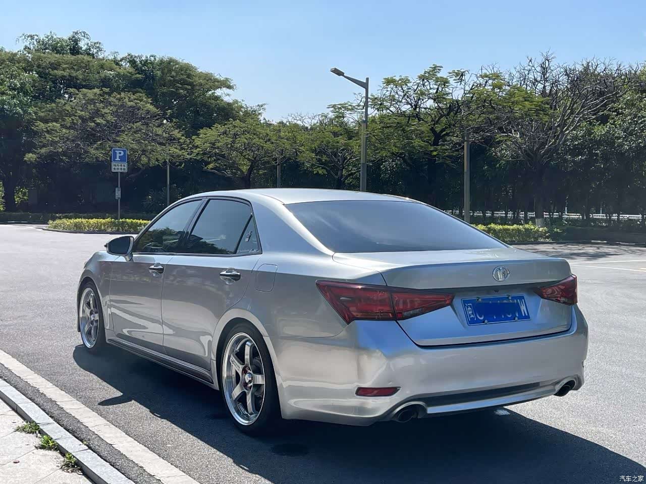 Toyota Crown, 2018 9