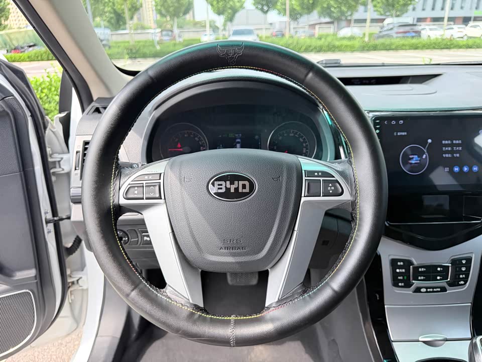 BYD e5 BYD e5