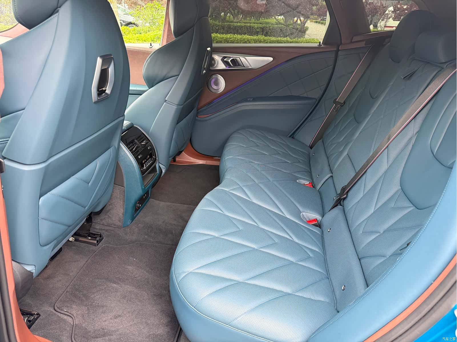 BMW XM, 2024 10
