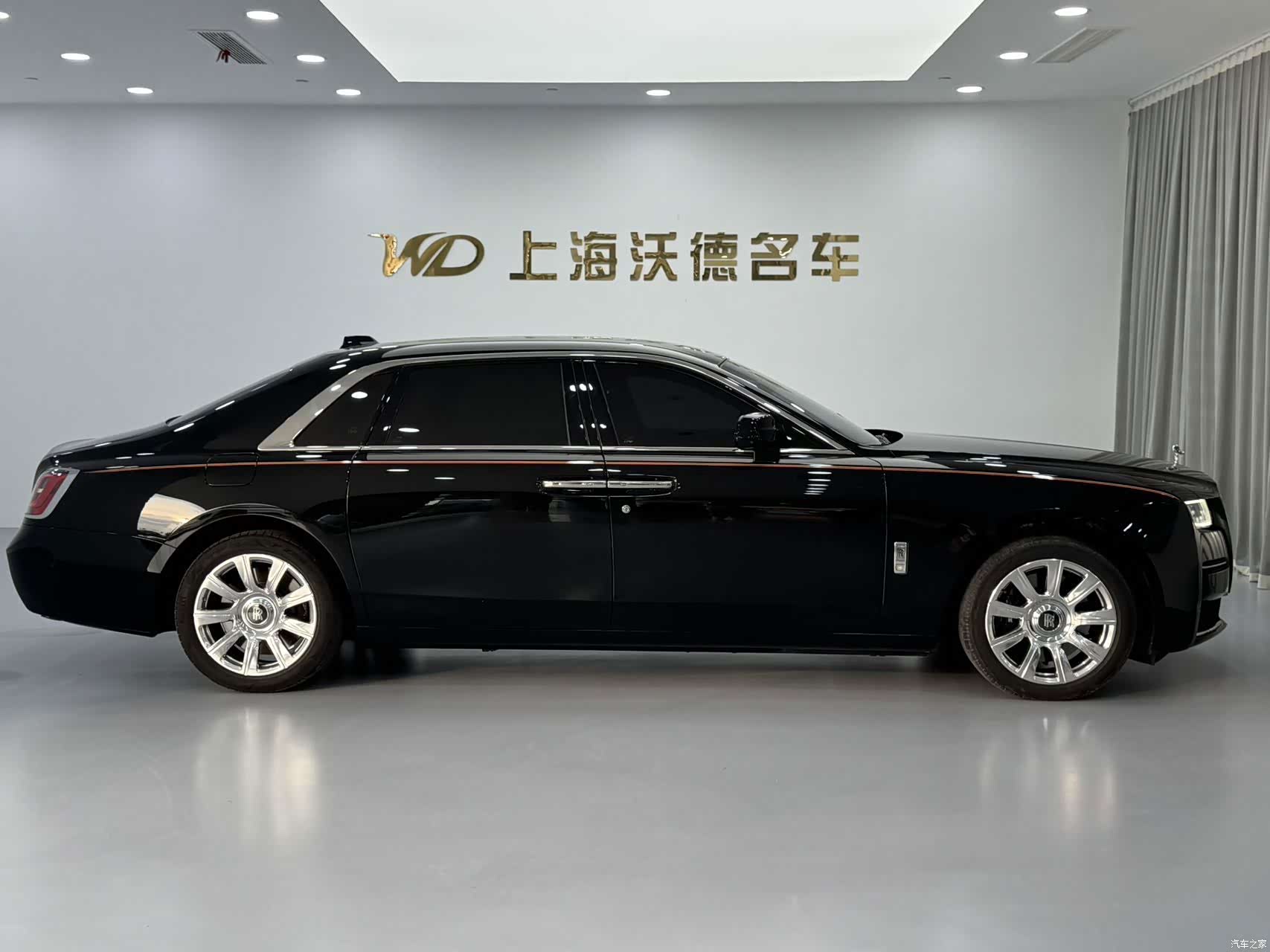 Rolls-Royce Ghost, 2023 7