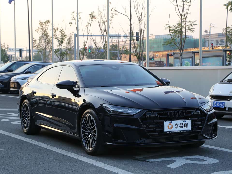 Audi A7L