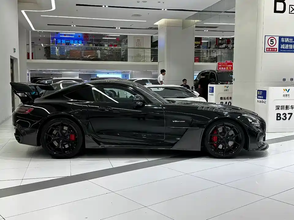 Mercedes-Benz AMG GT Mercedes-Benz AMG GT