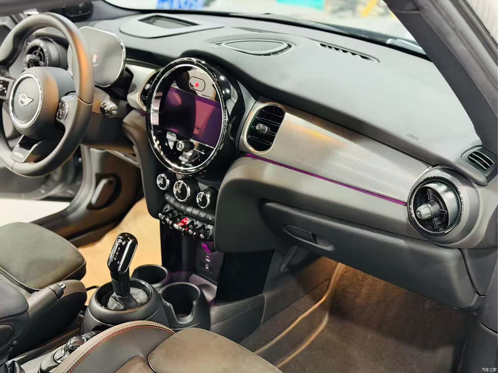 Mini Cooper, 2023 9