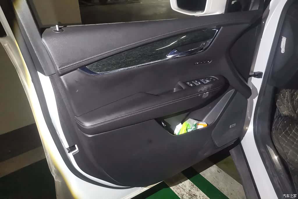 Cadillac XT5, 2020 7