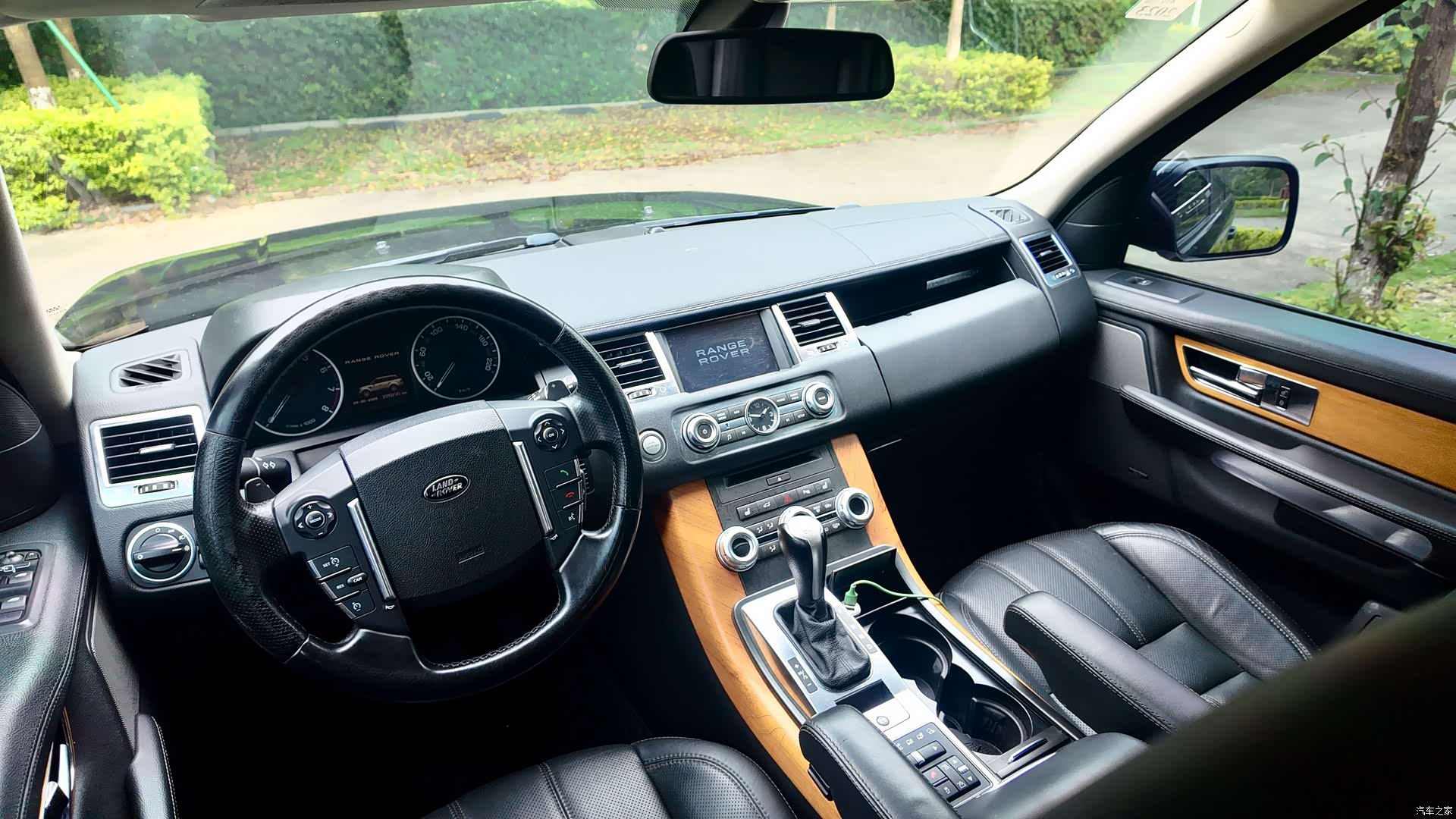 Land Rover Range Rover, 2011 43