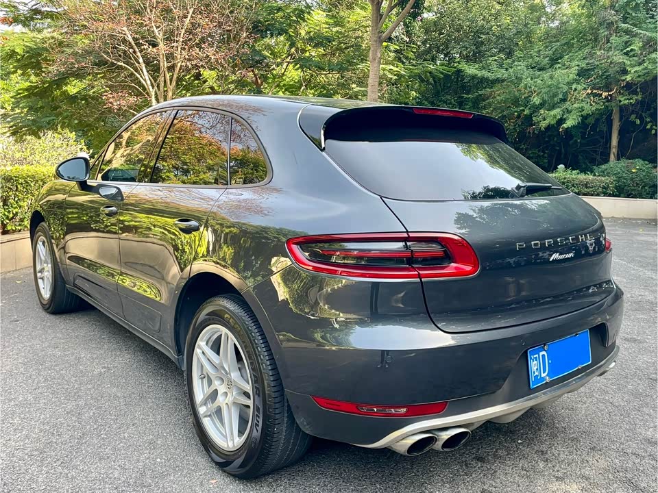 Porsche Macan
