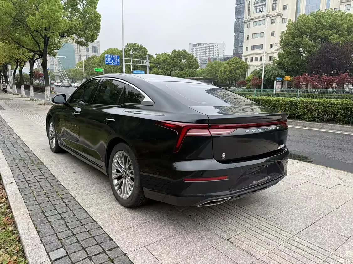 Bestune B70, 2021 12