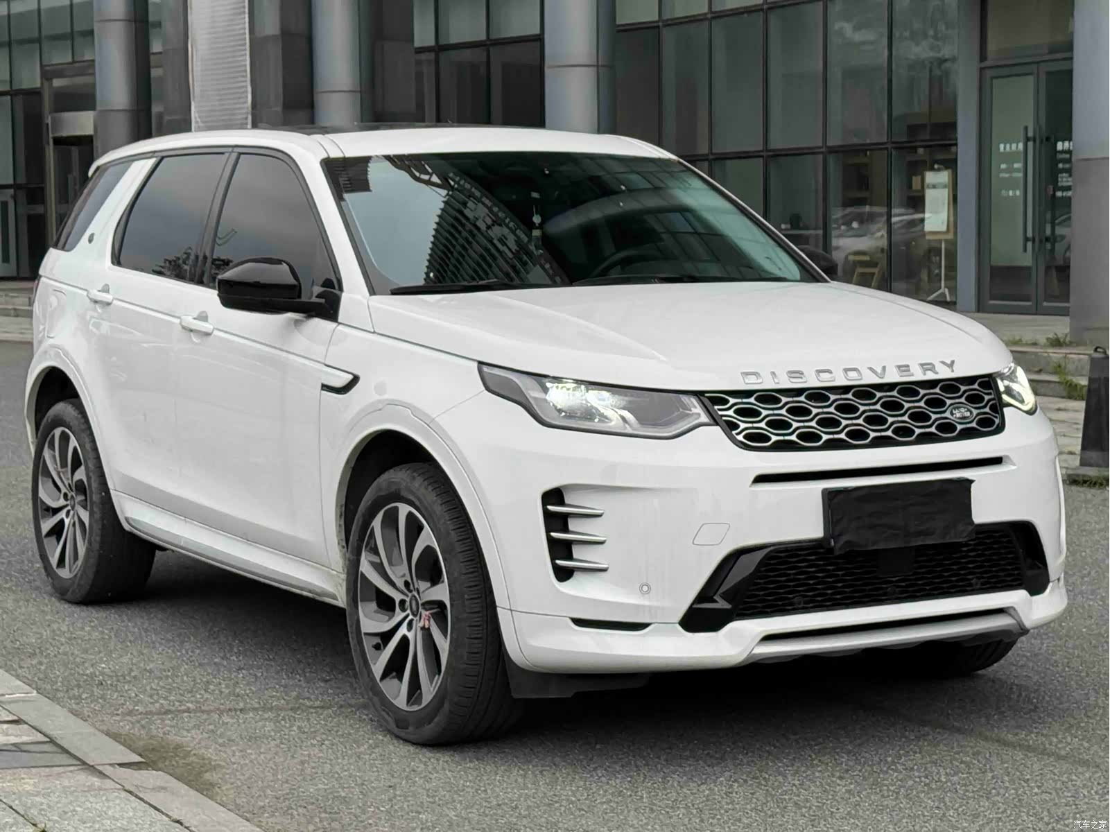 Land Rover Discovery, 2024 2