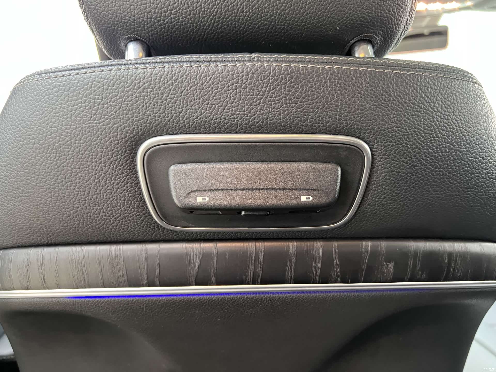 Mercedes-Benz E-Class, 2020 27