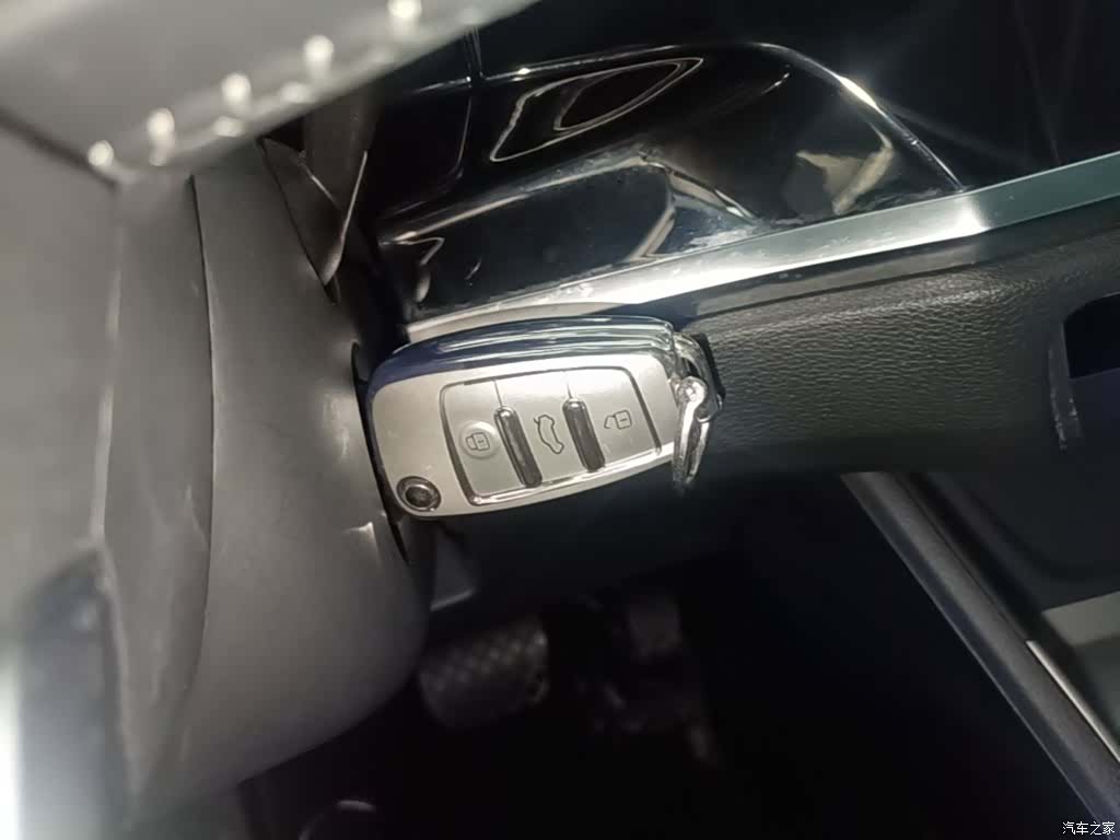 Audi Q3, 2020 9