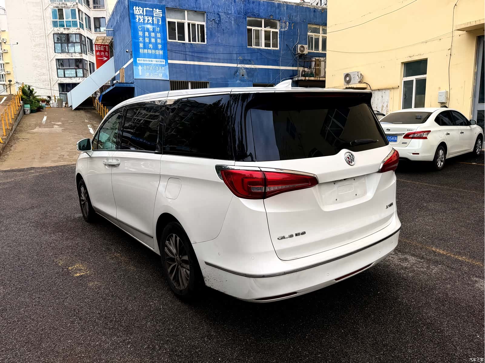 Buick GL8, 2017 все фото