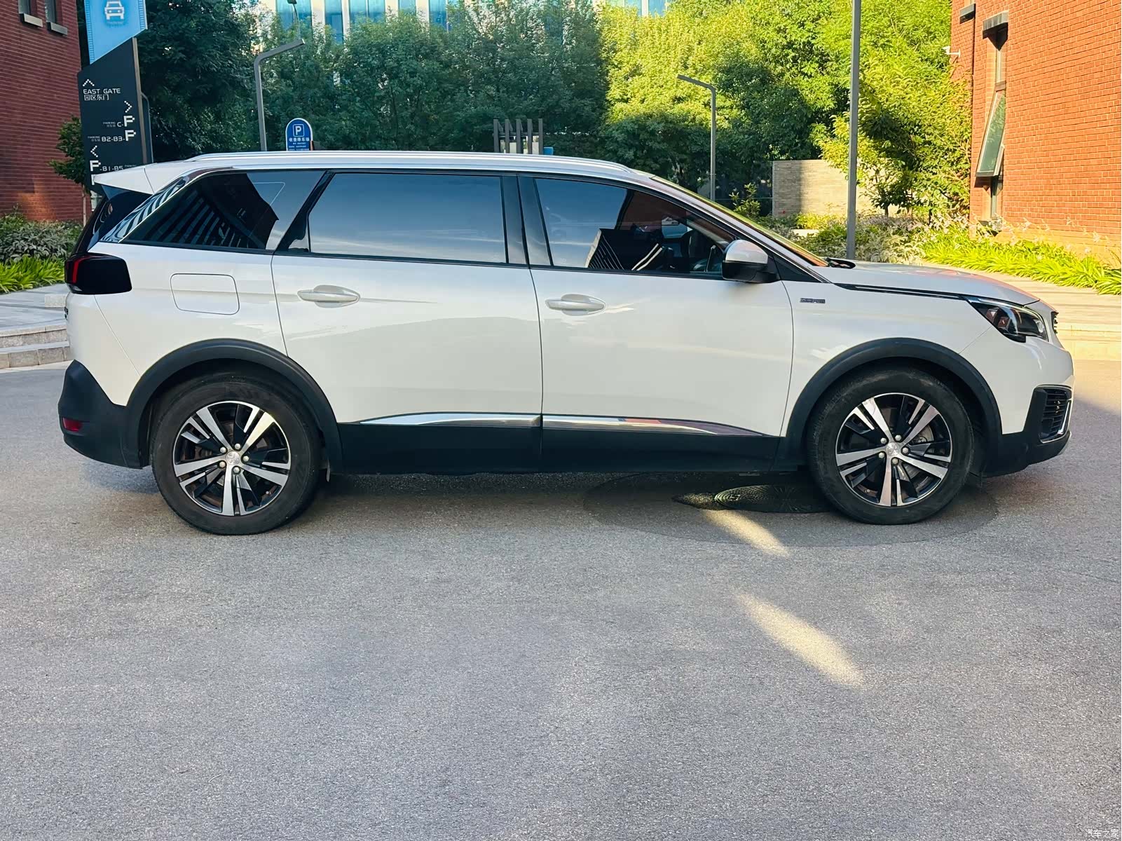 Peugeot 5008, 2017 4