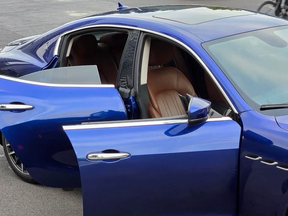 Maserati Ghibli Maserati Ghibli