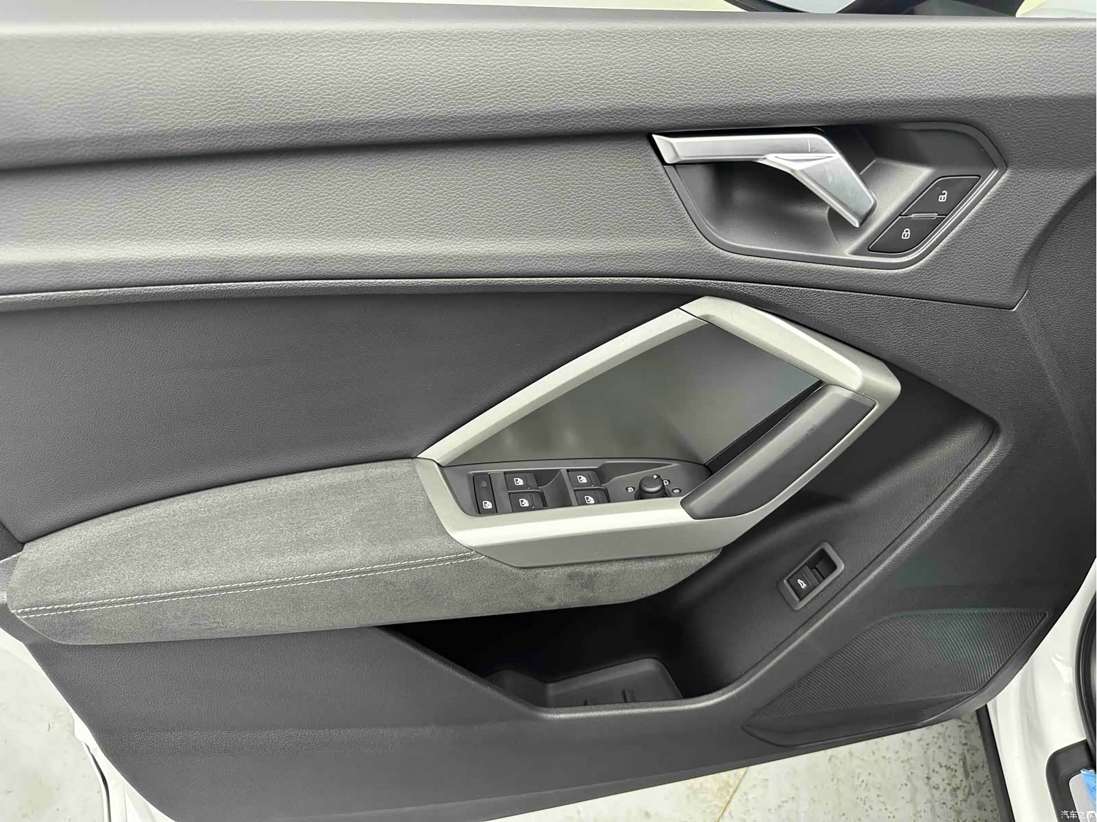 Audi Q3, 2023 10