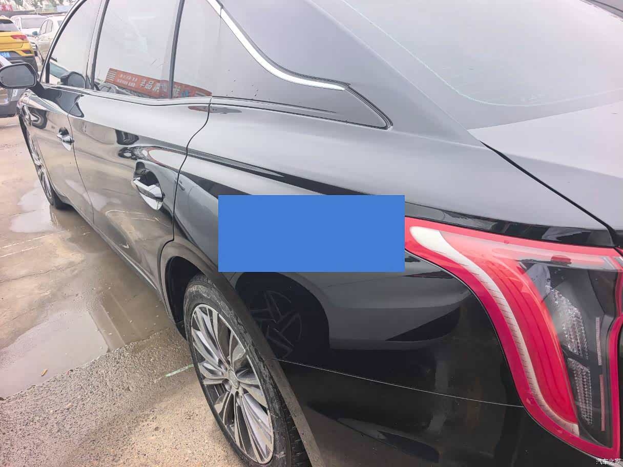 Hongqi QM5, 2022 7
