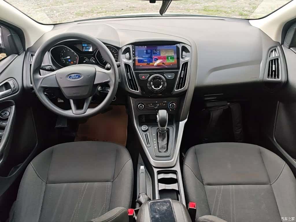 Ford Focus, 2017 10