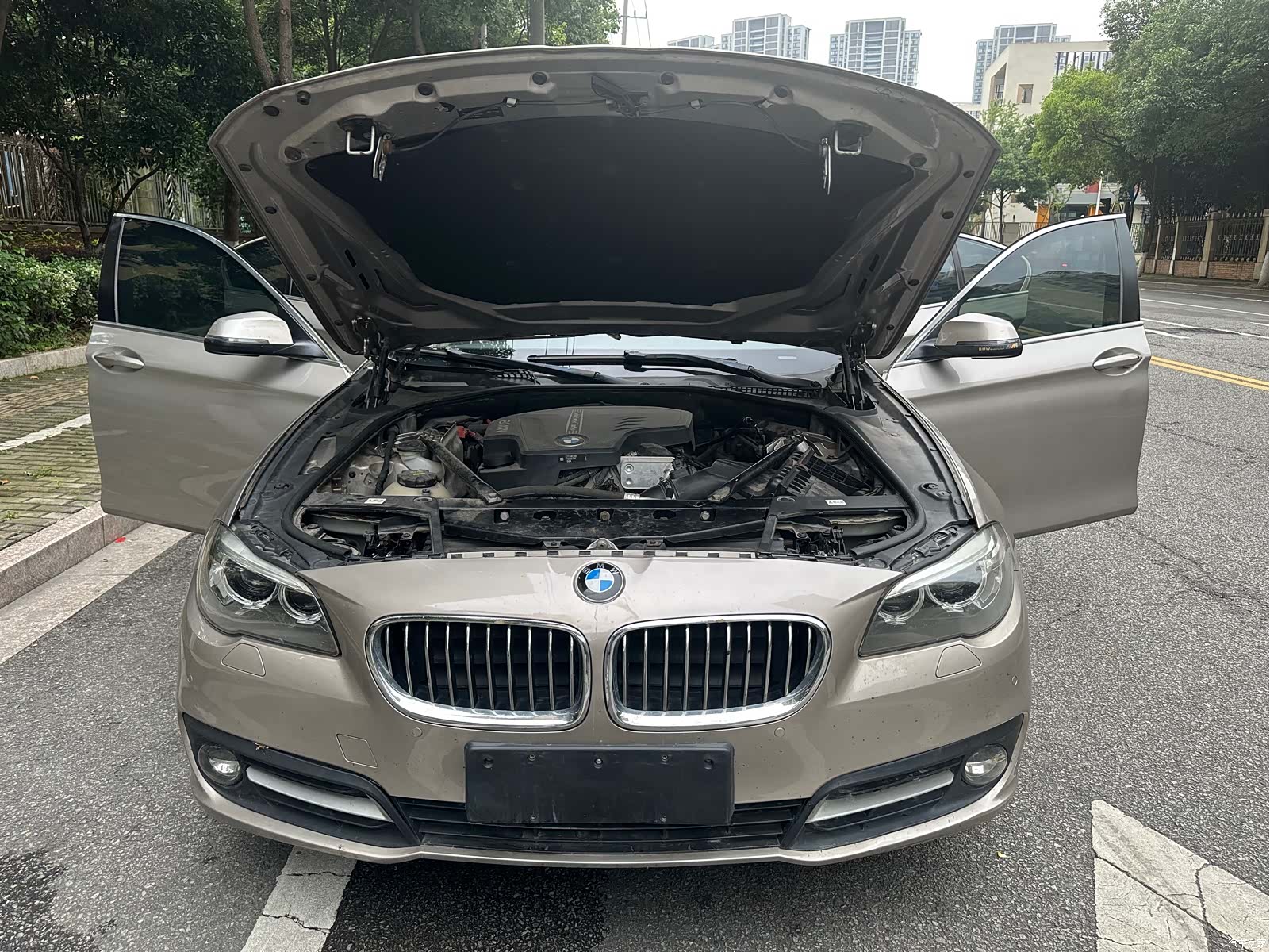 BMW 5 Series, 2016 9