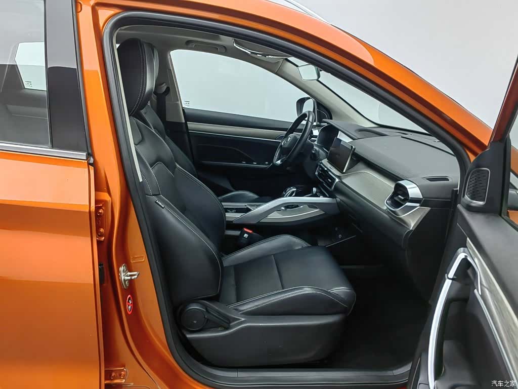 Geely Coolray, 2019 23
