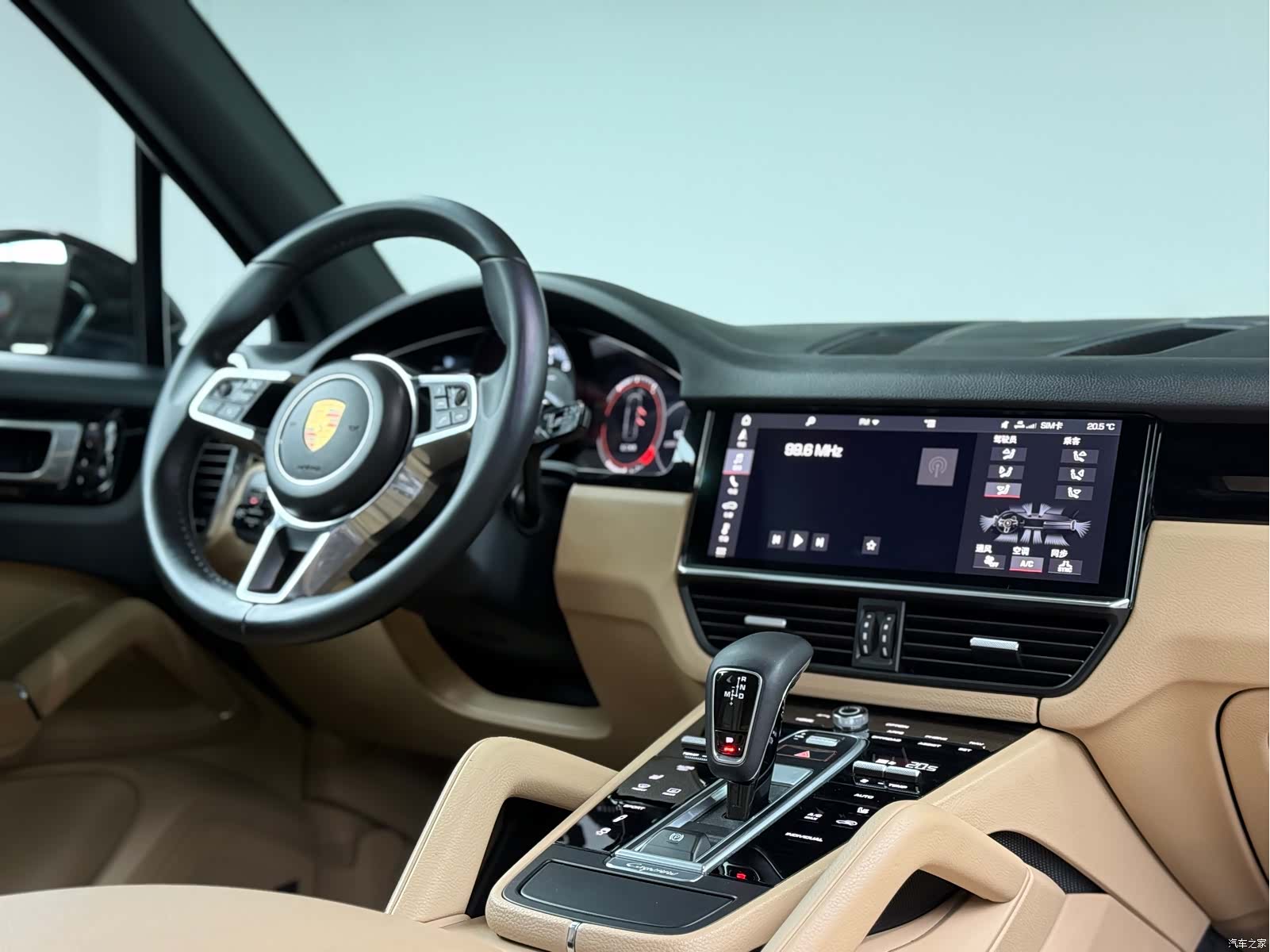 Porsche Cayenne, 2018 12