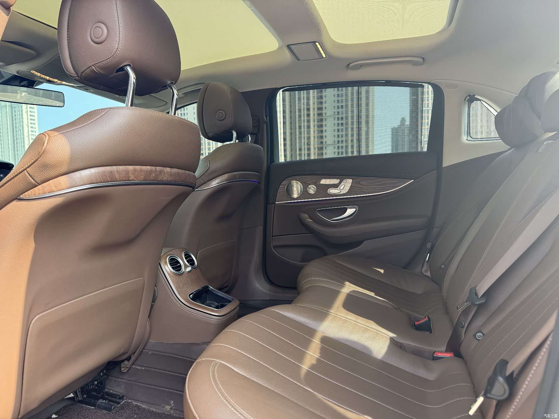 Mercedes-Benz E-Class, 2023 15