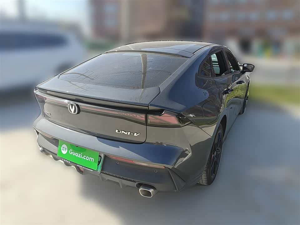 Changan UNI-V Smart iDD