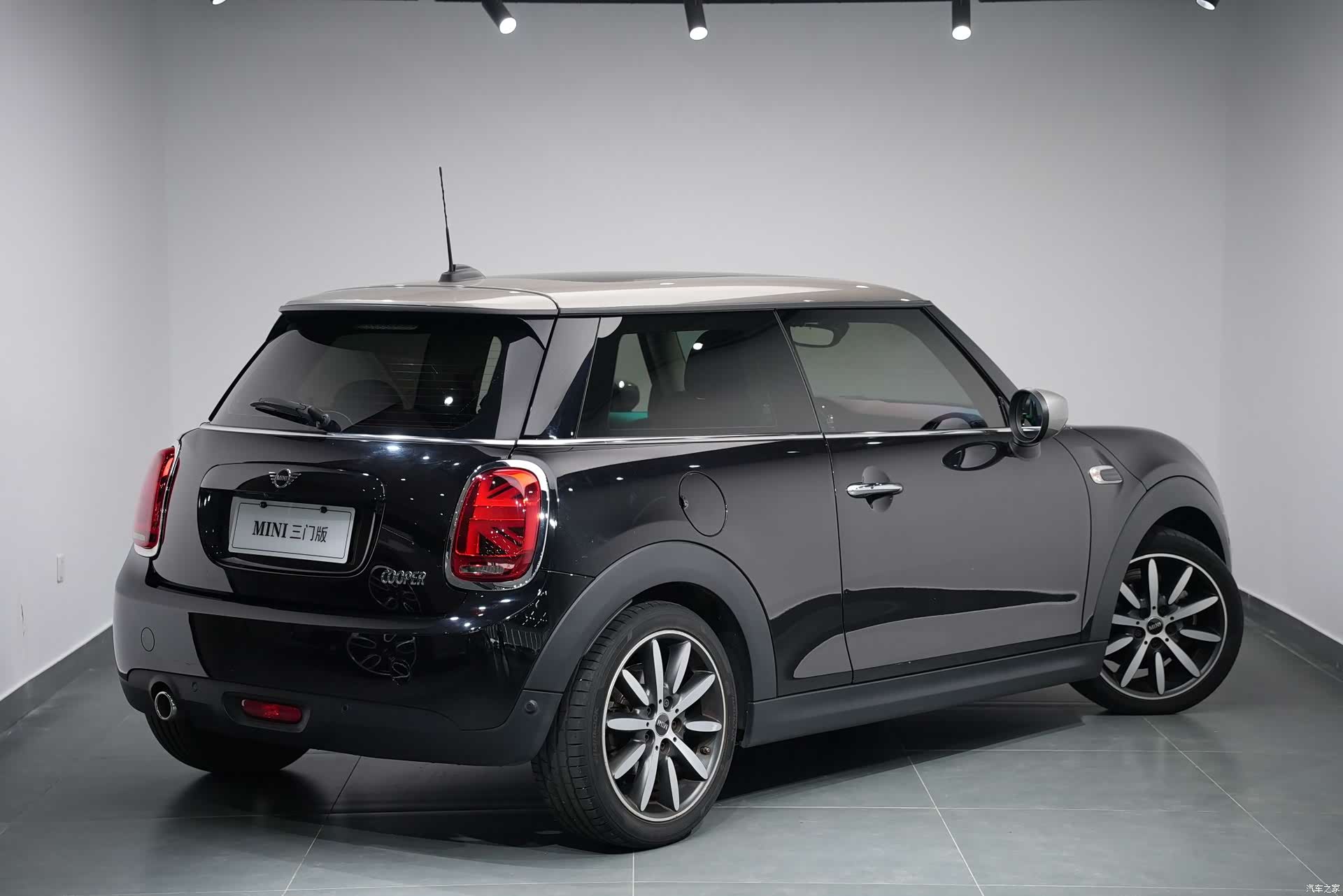 Mini Cooper, 2021 2