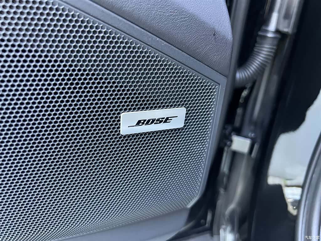 Porsche Cayenne, 2024 25