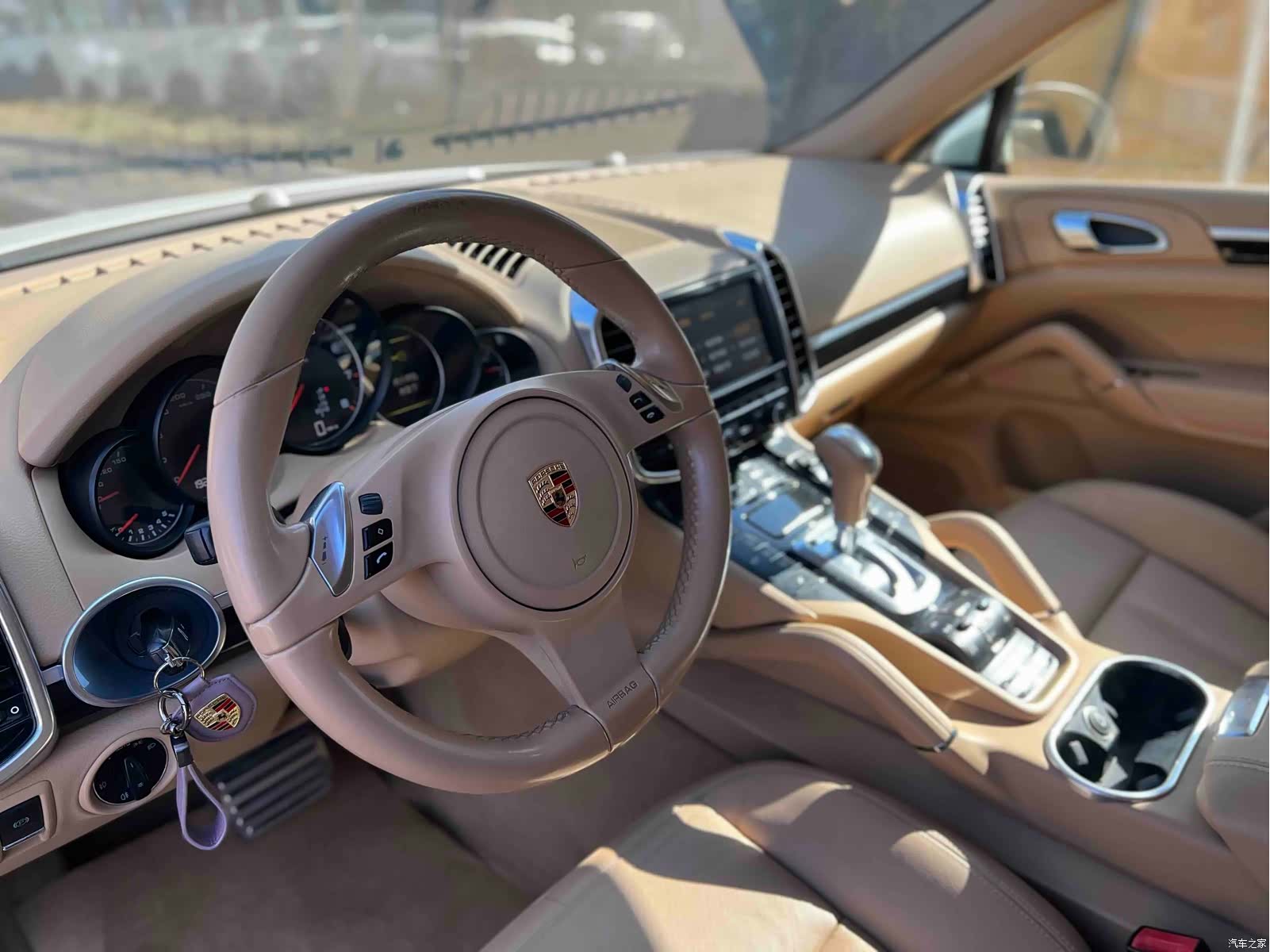 Porsche Cayenne, 2011 все фото