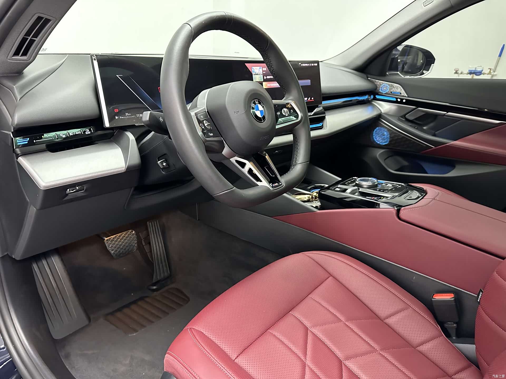 BMW 5 Series, 2024 11
