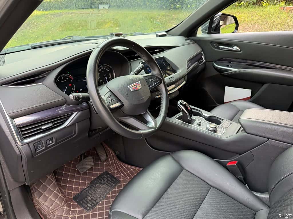 Cadillac XT4, 2020 7