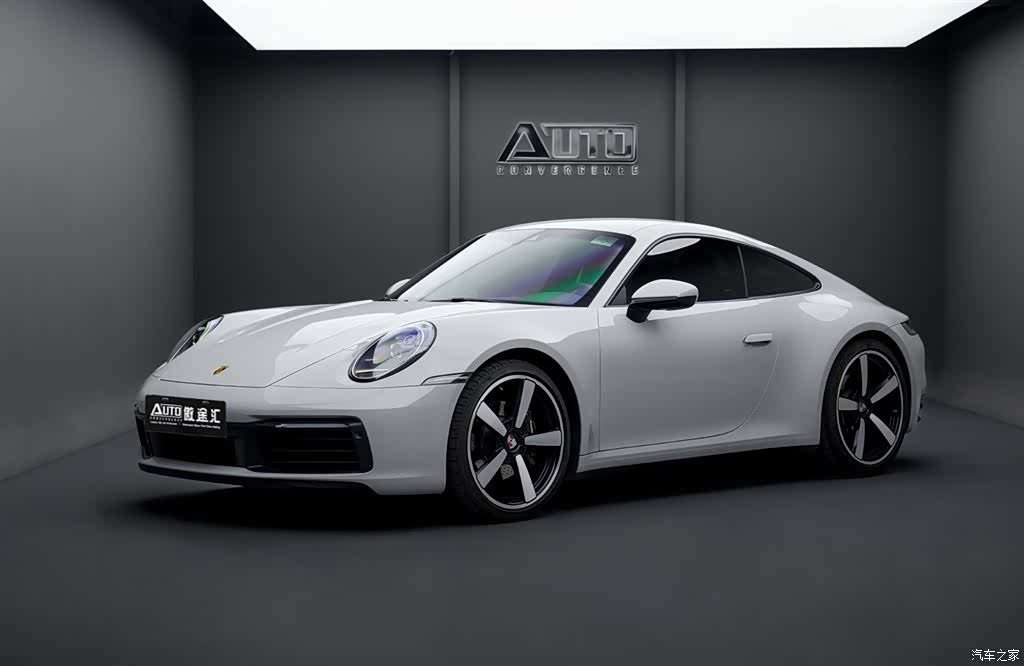Porsche 911, 2023 1